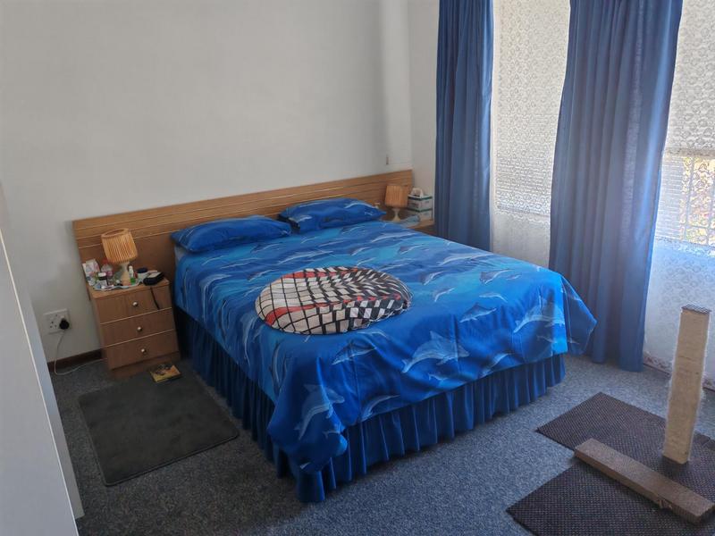 3 Bedroom Property for Sale in Sandbaai Western Cape